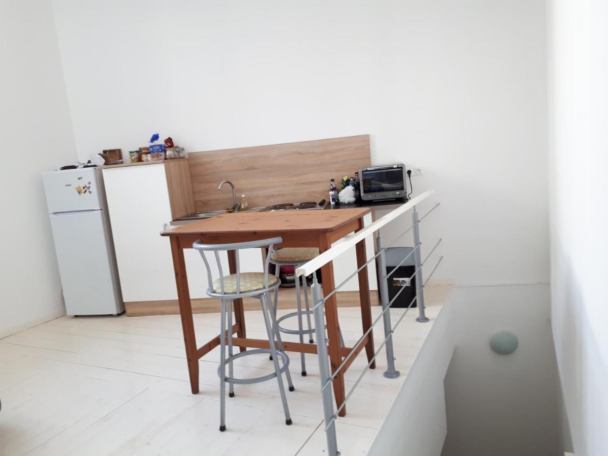 Appartement En Duplex Viviers 외부 사진